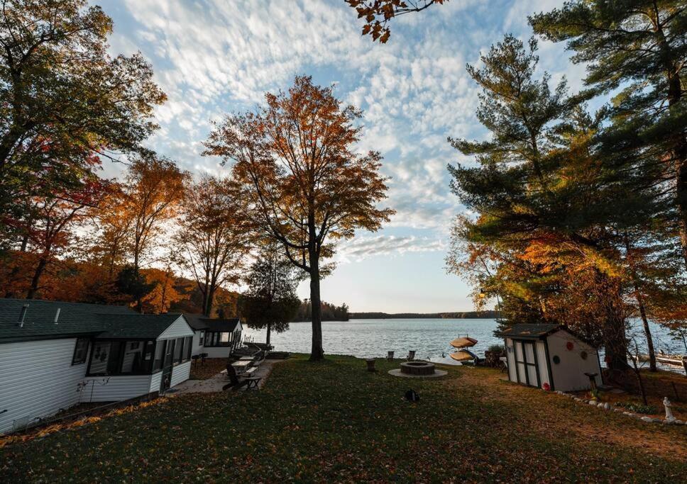 Big Blue Lake Cottages, Llc - Cottage #5 Holton المظهر الخارجي الصورة