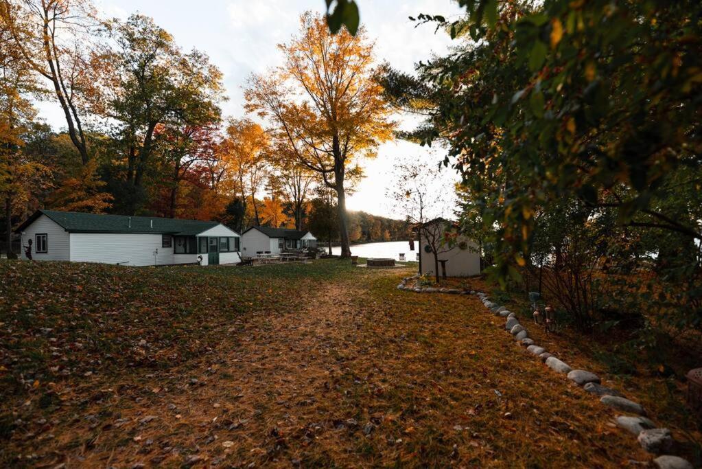 Big Blue Lake Cottages, Llc - Cottage #5 Holton المظهر الخارجي الصورة